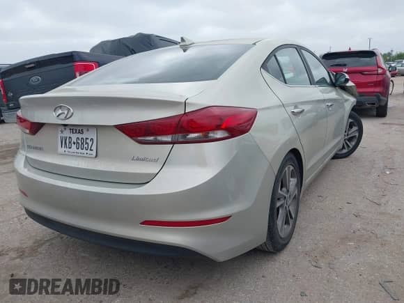 2017 Hyundai Elantra Limited с VIN KMHD84LF3HU176798, выставлен на аукционе IAAI как лот 41948242 с пробегом Не указан миль и . История ставок и продаж доступна на DreamBid. Изображение 4.