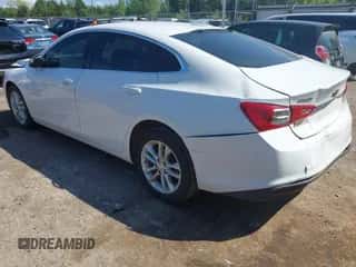 2018 Chevrolet Malibu LT z VIN 1G1ZD5ST0JF236638, wystawiony jako IAAI lot #42978223 z przebiegiem 152 464 mil mil oraz . Historia ofert i sprzedaży dostępna na DreamBid. Obrazek 3.