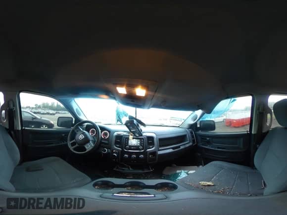 2015 Ram 1500 Express с VIN 1C6RR7FT4FS731476, выставлен на аукционе IAAI как лот 42448640 с пробегом 104 713 миль миль и . История ставок и продаж доступна на DreamBid. Изображение 19.