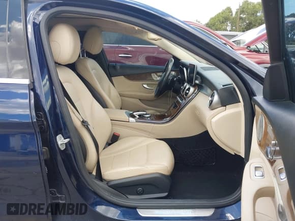 ✅ 2016 Mercedes-Benz C 300 Luxury • VIN: 55SWF4KB8GU138247 • Lot: 43014664. Listed on IAAI with 116,334 mi. Free auction sales archive from the USA and detailed vehicle history report at DreamBid. Image 5.