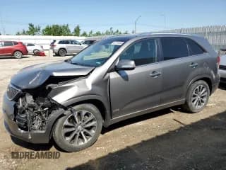 ✅ 2015 Kia Sorento SX • VIN: 5XYKWDA77FG587455 • Lot: 62213454. Listed on Copart with 189,159 mi. Free auction sales archive from the USA and detailed vehicle history report at DreamBid. Image 1.