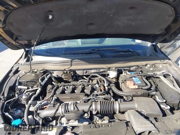 ✅ 2022 Honda Accord Sport • VIN: 1HGCV1F34NA070688 • Lot: 43586137. Listed on IAAI with 34,892 mi. Free auction sales archive from the USA and detailed vehicle history report at DreamBid. Image 10.