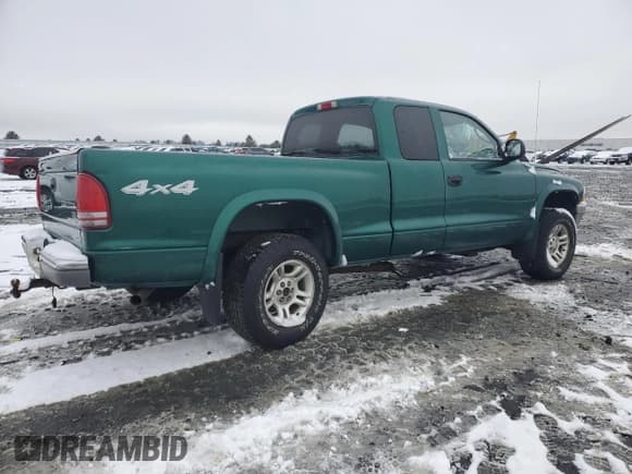✅ 2004 Dodge Dakota SLT • VIN: 1D7HG42N64S597573 • Lot: 87504315. Wystawiony na Copart z przebiegiem 188 865 mil. Bezpłatny archiwum sprzedaży aukcyjnych z USA i szczegółowy raport historii pojazdu na DreamBid. Zdjęcie 3.