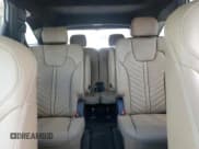 ✅ 2025 Kia Sorento X-Line SX Prestige • VIN: 5XYRKDJF7SG316598 • Lot: 55915245. Wystawiony na Copart z przebiegiem 7 335 mil. Bezpłatny archiwum sprzedaży aukcyjnych z USA i szczegółowy raport historii pojazdu na DreamBid. Zdjęcie 10.