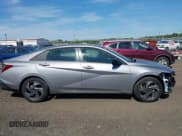 ✅ 2025 Hyundai Elantra SEL Sport • VIN: KMHLM4DG4SU064209 • Лот: 43192064. Опубликован ранее на IAAI с пробегом 279 миль. Бесплатный доступ к архиву аукционных продаж из США и подробный отчёт об истории автомобиля на DreamBid. Изображение 13.