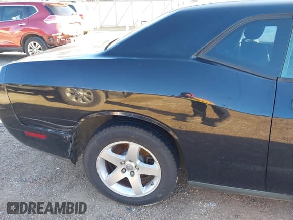 ✅ 2009 Dodge Challenger SE • VIN: 2B3LJ44V29H535946 • Lot: 41578134. Wystawiony na IAAI z przebiegiem 226 865 mil. Bezpłatny archiwum sprzedaży aukcyjnych z USA i szczegółowy raport historii pojazdu na DreamBid. Zdjęcie 12.