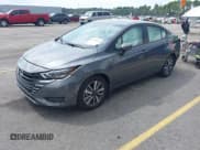 ✅ 2025 Nissan Versa SV • VIN: 3N1CN8EV5SL822223 • Лот: 43103632. Опубликован ранее на IAAI с пробегом 1 049 миль. Бесплатный доступ к архиву аукционных продаж из США и подробный отчёт об истории автомобиля на DreamBid. Изображение 17.