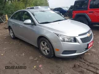 2012 Chevrolet Cruze 1LT z VIN 1G1PF5SC8C7374166, wystawiony jako IAAI lot #43287221 z przebiegiem 62 087 mil mil oraz . Historia ofert i sprzedaży dostępna na DreamBid. Obrazek 1.