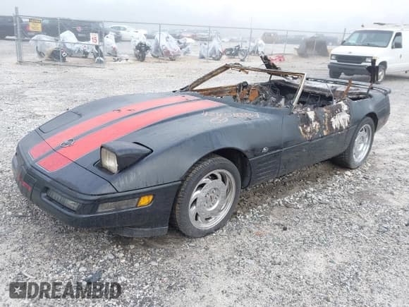 ✅ 1993 Chevrolet Corvette • VIN: 1G1YY33P1P5103178 • Lot: 42458387. Listed on IAAI with Not provided. Free auction sales archive from the USA and detailed vehicle history report at DreamBid. Image 2.