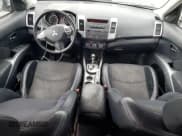 ✅ 2012 Mitsubishi Outlander SE • VIN: JA4AS3AW2CU029347 • Lot: 50586415. Wystawiony na Copart z przebiegiem 67 937 mil. Bezpłatny archiwum sprzedaży aukcyjnych z USA i szczegółowy raport historii pojazdu na DreamBid. Zdjęcie 8.