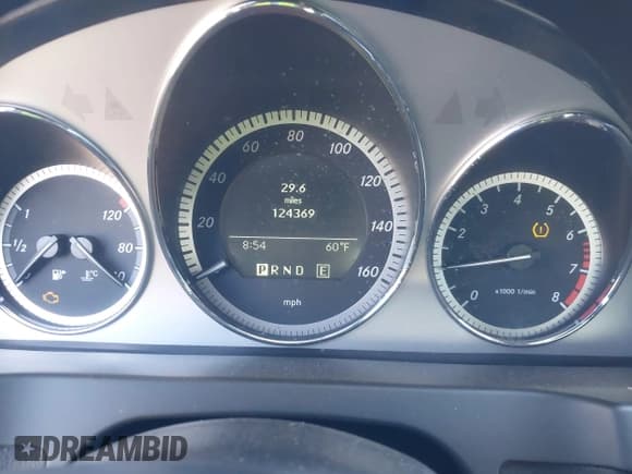 ✅ 2011 Mercedes-Benz C 300 Sport • VIN: WDDGF8BB5BF540430 • Лот: 43740657. Опубликован ранее на IAAI с пробегом 124 369 миль. Бесплатный доступ к архиву аукционных продаж из США и подробный отчёт об истории автомобиля на DreamBid. Изображение 7.