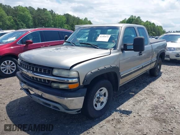 ✅ 2001 Chevrolet Silverado 1500 • VIN: 2GCEK19V611271462 • Лот: 42180074. Опубликован ранее на IAAI с пробегом 191 267 миль. Бесплатный доступ к архиву аукционных продаж из США и подробный отчёт об истории автомобиля на DreamBid. Изображение 2.