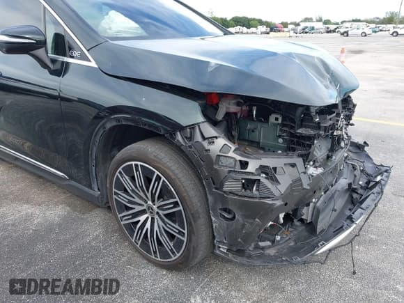 ✅ 2023 Mercedes-Benz EQE 500 • VIN: 4JGGM2CB8PA009184 • Lot: 43571742. Wystawiony na IAAI z przebiegiem 16 692 mil. Bezpłatny archiwum sprzedaży aukcyjnych z USA i szczegółowy raport historii pojazdu na DreamBid. Zdjęcie 21.