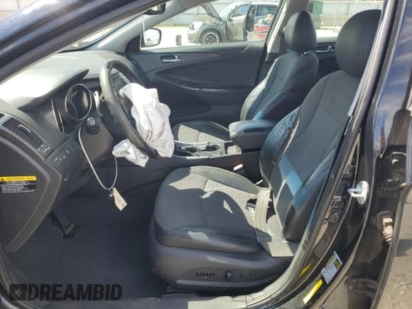 ✅ 2013 Hyundai Sonata SE • VIN: 5NPEC4ACXDH665011 • Lot: 69964684. Listed on Copart with 182,019 mi. Free auction sales archive from the USA and detailed vehicle history report at DreamBid. Image 7.