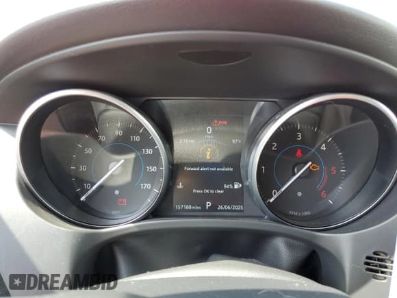 ✅ 2018 Jaguar F-Pace 20d R-Sport • VIN: SADCL2FNXJA260327 • Lot: 62607295. Listed on Copart with 157,188 mi. Free auction sales archive from the USA and detailed vehicle history report at DreamBid. Image 9.