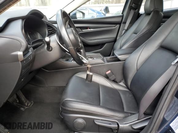 ✅ 2021 Mazda 3 Select • VIN: JM1BPABL9M1316403 • Lot: 86493575. Listed on Copart with 93,519 mi. Free auction sales archive from the USA and detailed vehicle history report at DreamBid. Image 7.