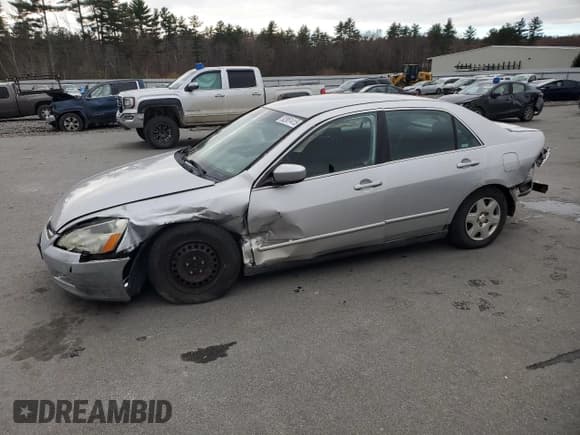 ✅ 2008 Honda Accord LX • VIN: 1HGCM56467A040646 • Лот: 92951415. Опубликован ранее на Copart с пробегом Не указан. Бесплатный доступ к архиву аукционных продаж из США и подробный отчёт об истории автомобиля на DreamBid. Изображение 1.