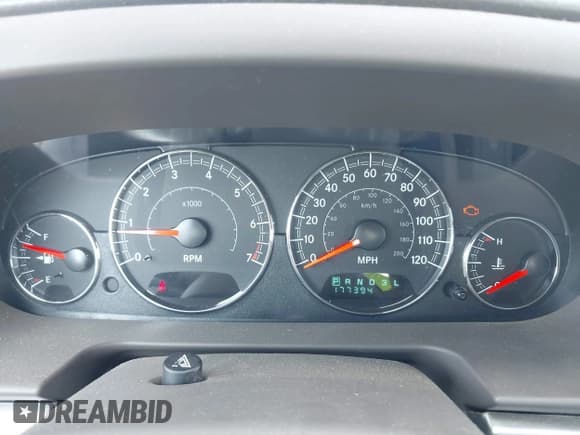 ✅ 2005 Chrysler Sebring Touring • VIN: 1C3EL55R35N638713 • Lot: 42824384. Wystawiony na IAAI z przebiegiem 177 394 mil. Bezpłatny archiwum sprzedaży aukcyjnych z USA i szczegółowy raport historii pojazdu na DreamBid. Zdjęcie 7.