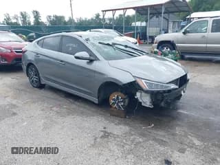 ✅ 2019 Hyundai Elantra Sport • VIN: KMHD04LB4KU820160 • Lot: 43299567. Listed on IAAI with 80,482 mi. Free auction sales archive from the USA and detailed vehicle history report at DreamBid. Image 1.