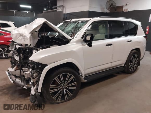 ✅ 2023 Lexus LX 600 Luxury • VIN: JTJGB7CX5P4036860 • Lot: 41783810. Listed on IAAI with 20,697 mi. Free auction sales archive from the USA and detailed vehicle history report at DreamBid. Image 2.