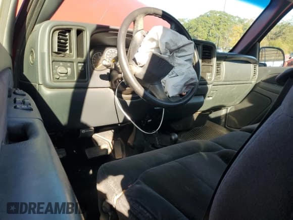 ✅ 2000 Chevrolet Silverado 1500 • VIN: 1GCEK14V9YZ155052 • Lot: 81150944. Listed on Copart with 182,182 mi. Free auction sales archive from the USA and detailed vehicle history report at DreamBid. Image 8.