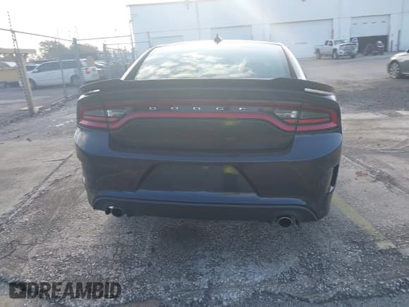 ✅ 2018 Dodge Charger SXT Plus • VIN: 2C3CDXHG3JH230127 • Лот: 43207544. Опубликован ранее на IAAI с пробегом 137 119 миль. Бесплатный доступ к архиву аукционных продаж из США и подробный отчёт об истории автомобиля на DreamBid. Изображение 16.