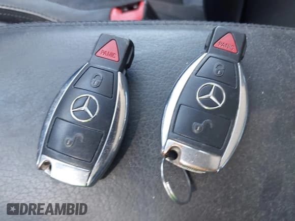 ✅ 2013 Mercedes-Benz G 550 • VIN: WDCYC3HF2DX211955 • Lot: 42650430. Wystawiony na IAAI z przebiegiem 128 074 mil. Bezpłatny archiwum sprzedaży aukcyjnych z USA i szczegółowy raport historii pojazdu na DreamBid. Zdjęcie 11.