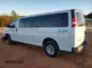 2018 Chevrolet Express Passenger LT с VIN 1GAZGPFG9J1291361, выставлен на аукционе Copart как лот 83827554 с пробегом 46 936 миль миль и Списание • Salvage title. История ставок и продаж доступна на DreamBid. Изображение 2.