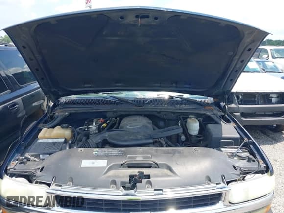 ✅ 2004 Chevrolet Suburban LS • VIN: 3GNEC16Z94G217595 • Лот: 42566525. Опубликован ранее на IAAI с пробегом 289 632 миль. Бесплатный доступ к архиву аукционных продаж из США и подробный отчёт об истории автомобиля на DreamBid. Изображение 10.