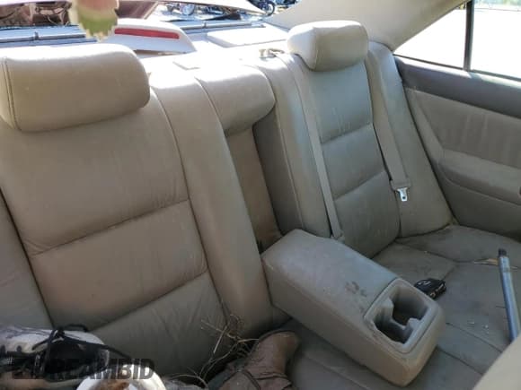 ✅ 2003 Toyota Camry XLE • VIN: 4T1BE32K33U245717 • Lot: 91593855. Wystawiony na Copart z przebiegiem Nie podano. Bezpłatny archiwum sprzedaży aukcyjnych z USA i szczegółowy raport historii pojazdu na DreamBid. Zdjęcie 10.