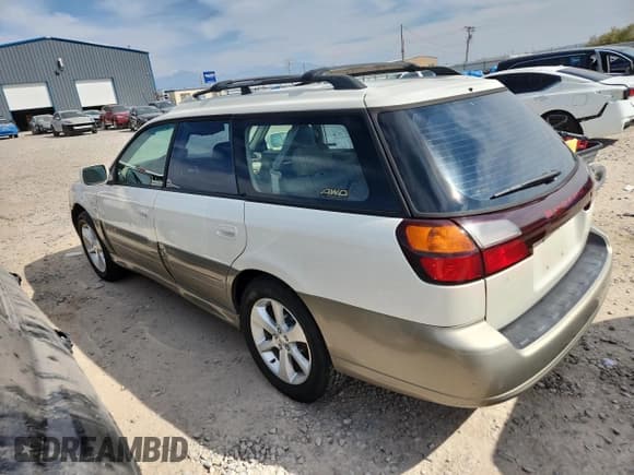 ✅ 2002 Subaru Legacy Outback L.L. Bean • VIN: 4S3BH806027659744 • Лот: 71710955. Опубликован ранее на Copart с пробегом 127 991 миль. Бесплатный доступ к архиву аукционных продаж из США и подробный отчёт об истории автомобиля на DreamBid. Изображение 2.