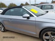 ✅ 2017 Audi A3 Cabriolet Premium • VIN: WAU78LFF1H1020524 • Лот: 41444276. Опубликован ранее на IAAI с пробегом 52 272 миль. Бесплатный доступ к архиву аукционных продаж из США и подробный отчёт об истории автомобиля на DreamBid. Изображение 13.