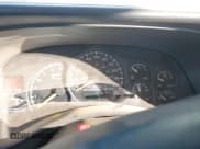 ✅ 2001 Chevrolet Silverado 1500 LS • VIN: 2GCEK19V011346124 • Лот: 85588385. Опубликован ранее на Copart с пробегом 261 139 миль. Бесплатный доступ к архиву аукционных продаж из США и подробный отчёт об истории автомобиля на DreamBid. Изображение 9.