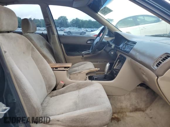 ✅ 1996 Honda Accord EX • VIN: 1HGCD5654TA072627 • Lot: 67116065. Listed on Copart with 163,514 mi. Free auction sales archive from the USA and detailed vehicle history report at DreamBid. Image 7.