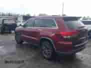 2017 Jeep Grand Cherokee Limited z VIN 1C4RJEBGXHC685212, wystawiony jako IAAI lot #43358135 z przebiegiem 98 711 mil mil oraz . Historia ofert i sprzedaży dostępna na DreamBid. Obrazek 3.