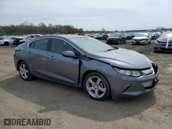 ✅ 2018 Chevrolet Volt LT • VIN: 1G1RA6S57JU154434 • Lot: 51642714. Wystawiony na Copart z przebiegiem 45 760 mil. Bezpłatny archiwum sprzedaży aukcyjnych z USA i szczegółowy raport historii pojazdu na DreamBid. Zdjęcie 4.