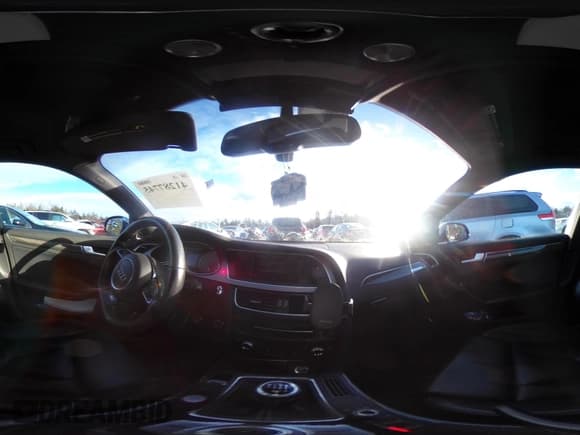 ✅ 2015 Audi S4 Premium Plus • VIN: WAUDGAFL7FA066078 • Лот: 41287745. Опубликован ранее на IAAI с пробегом 94 277 миль. Бесплатный доступ к архиву аукционных продаж из США и подробный отчёт об истории автомобиля на DreamBid. Изображение 18.