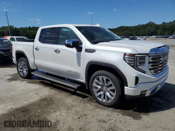 ✅ 2025 GMC Sierra 1500 Denali • VIN: 1GTUUGEL3SZ224900 • Лот: 80203745. Опубликован ранее на Copart с пробегом 3 603 миль. Бесплатный доступ к архиву аукционных продаж из США и подробный отчёт об истории автомобиля на DreamBid. Изображение 4.