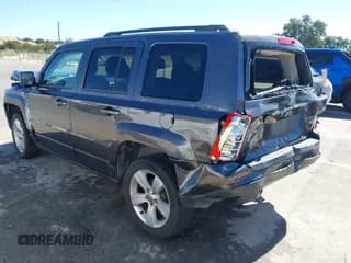 ✅ 2017 Jeep Patriot Latitude • VIN: 1C4NJPFB9HD184699 • Lot: 43587706. Listed on IAAI with 148,309 mi. Free auction sales archive from the USA and detailed vehicle history report at DreamBid. Image 3.