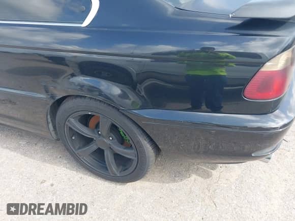 2006 BMW 3 Series 325Ci with VIN WBABD33466PM51394, listed as a IAAI auction lot 42593752 with 191,723 mi miles and . Bid and sale history available at DreamBid. Image 14.