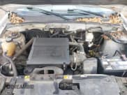 ✅ 2009 Mercury Mariner Premier • VIN: 4M2CU87G69KJ08671 • Lot: 41243011. Wystawiony na IAAI z przebiegiem 247 168 mil. Bezpłatny archiwum sprzedaży aukcyjnych z USA i szczegółowy raport historii pojazdu na DreamBid. Zdjęcie 10.