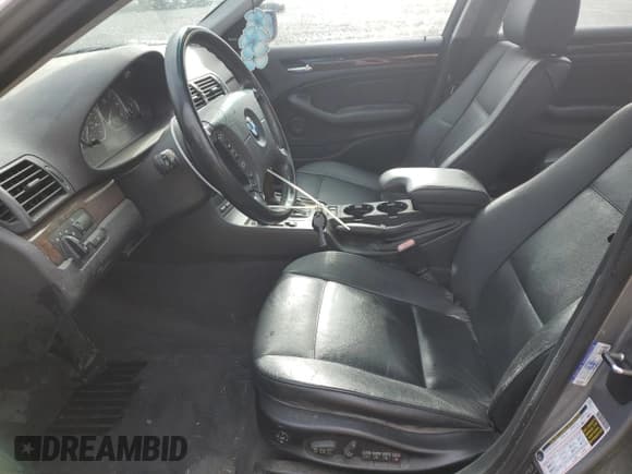 ✅ 2005 BMW 3 Series 330i • VIN: WBAEV53455KM40372 • Lot: 80758844. Listed on Copart with 149,065 mi. Free auction sales archive from the USA and detailed vehicle history report at DreamBid. Image 7.