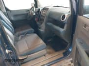 ✅ 2003 Honda Element EX • VIN: 5J6YH175X3L001995 • Лот: 42419760. Опубликован ранее на IAAI с пробегом 172 175 миль. Бесплатный доступ к архиву аукционных продаж из США и подробный отчёт об истории автомобиля на DreamBid. Изображение 5.