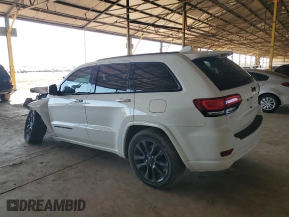 ✅ 2019 Jeep Grand Cherokee Altitude • VIN: 1C4RJEAG9KC715938 • Lot: 81951695. Listed on Copart with 104,413 mi. Free auction sales archive from the USA and detailed vehicle history report at DreamBid. Image 2.
