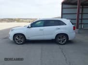 ✅ 2014 Kia Sorento SX Limited • VIN: 5XYKWDA73EG466968 • Lot: 43899926. Listed on IAAI with 207,181 mi. Free auction sales archive from the USA and detailed vehicle history report at DreamBid. Image 14.