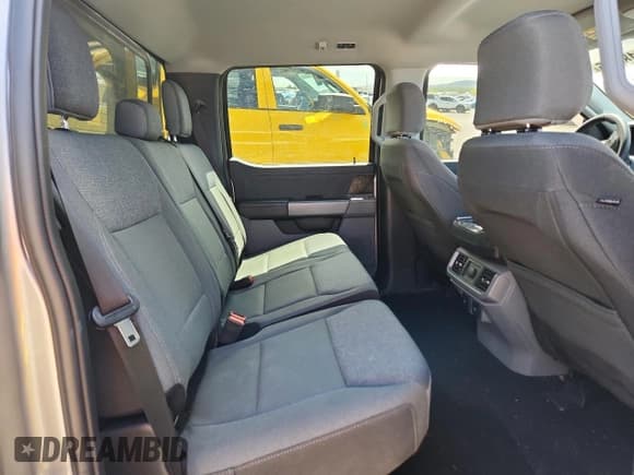 ✅ 2024 Ford F-150 Lightning XLT • VIN: 1FTVW3LK3RWG09855 • Lot: 80183675. Listed on Copart with 10,813 mi. Free auction sales archive from the USA and detailed vehicle history report at DreamBid. Image 10.