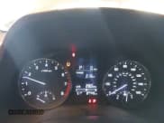 ✅ 2017 Hyundai Elantra Limited • VIN: 5NPD84LF5HH100899 • Lot: 43666408. Listed on IAAI with 87,749 mi. Free auction sales archive from the USA and detailed vehicle history report at DreamBid. Image 7.