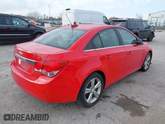✅ 2015 Chevrolet Cruze LT • VIN: 1G1PE5SB2F7218798 • Lot: 43646134. Listed on IAAI with Not provided. Free auction sales archive from the USA and detailed vehicle history report at DreamBid. Image 4.