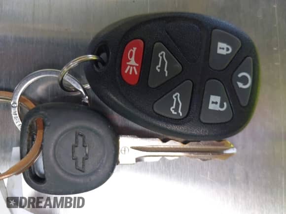 2008 Chevrolet Tahoe 2LT z VIN 1GNFC13JX8R107504, wystawiony jako IAAI lot #42058079 z przebiegiem Nie podano mil oraz . Historia ofert i sprzedaży dostępna na DreamBid. Obrazek 11.