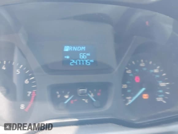 ✅ 2016 Ford Transit Cargo • VIN: 1FTYR3XM1GKA12031 • Lot: 42857186. Wystawiony na IAAI z przebiegiem 247 775 mil. Bezpłatny archiwum sprzedaży aukcyjnych z USA i szczegółowy raport historii pojazdu na DreamBid. Zdjęcie 16.